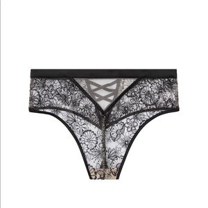 NWT Victoria’s Secret Crisscross Embroidered Panty